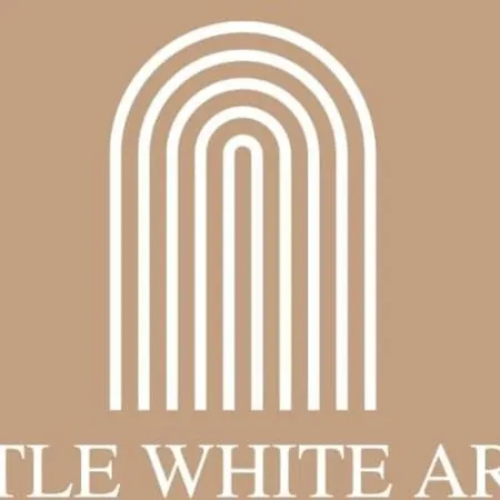 Little White Arch Appartement *