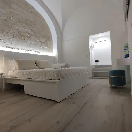 Little White Arch Appartement Bari