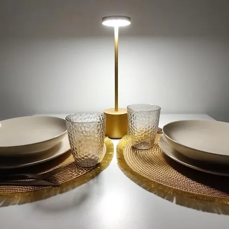 Little White Arch バーリ