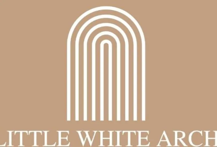 Little White Arch アパート *